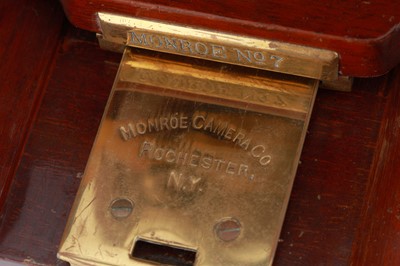 Lot 375 - A Monroe No.7 Half Plate Mahogany Camera