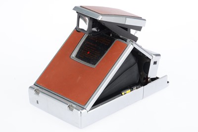 Lot 267 - A Polaroid SX-70 Alpha 1 Instant Film Cameras