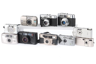 Lot 268 - A Mixed Selection of Cameras