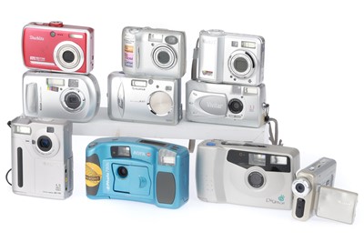 Lot 103 - A Mixed Selection of Digicams