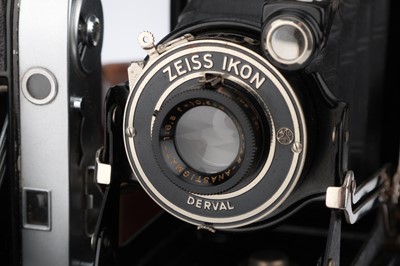 Lot 258 - A Selection of Folding Cameras