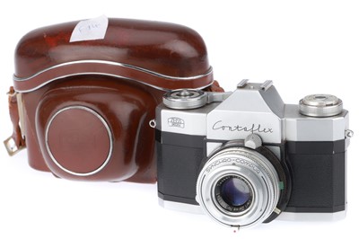 Lot 62 - A Zeiss Ikon Contaflex Rapid 35mm Camera