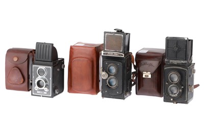 Lot 186 - A Group of Medium Format TLR Cameras