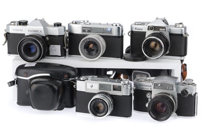 Lot 61 - A Selection of Japanese Cameras