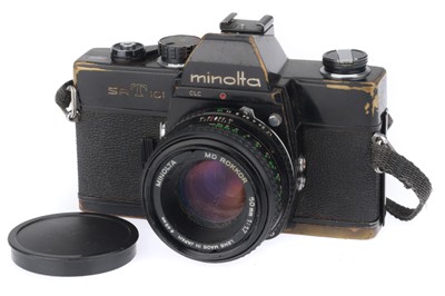 Lot 30 - A Minolta SRT101 35mm SLR Camera