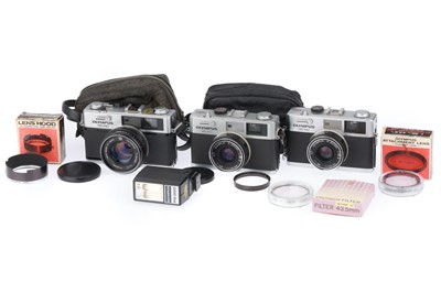 Lot 131 - A Group of Olympus 35 Cameras