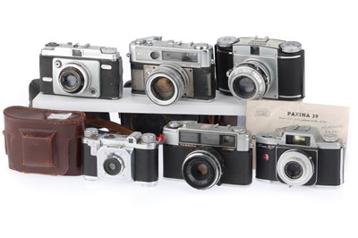 Lot 245 - A Mixed Selection of Cameras