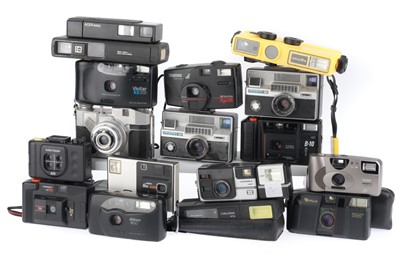 Lot 286 - A Mixed Selection of Cameras