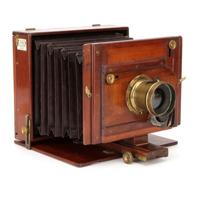 Lot 263 - A W. W. Rouch Patent Portable Half Plate Mahogany Field Camera