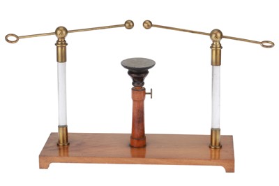 Lot 358 - Universal Electrostatic Stage