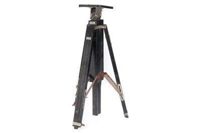 Lot 401 - A Gandolfi Tripod