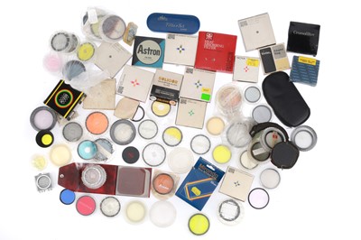 Lot 389 - A Selection of Circular Camera Filters