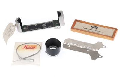 Lot 11 - A Small group of Leica accessories