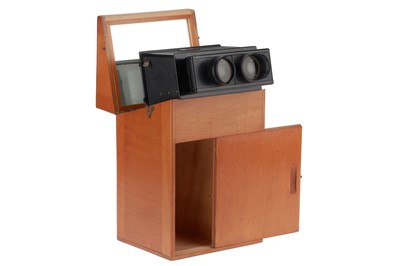 Lot 258 - Unusual Gaumont Stereo Viewer