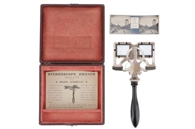 Lot 265 - A Folding Stereoscope Damoy, Omnium