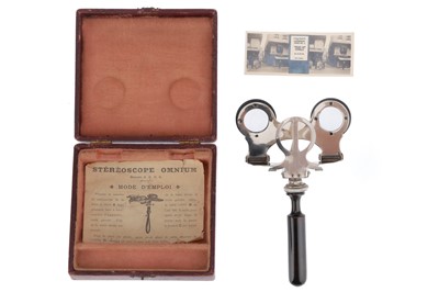 Lot 266 - A Folding Stereoscope Damoy, Omnium