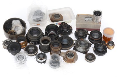 Lot 355 - A Selection of Lenses and Shutters