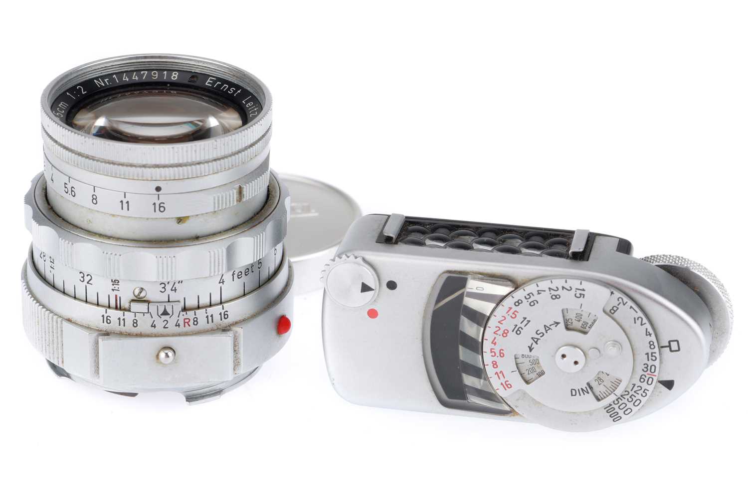 Lot 2 - A Leica Summicron Dual Range f/2 5cm Lens