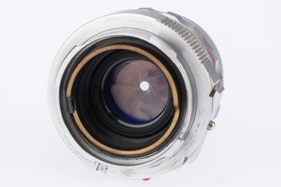 Lot 2 - A Leica Summicron Dual Range f/2 5cm Lens