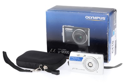 Lot 97 - An Olympus mju-700 Compact Digital Camera