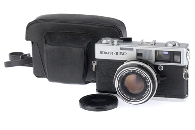Lot 133 - An Olympus-35 SP Compact Camera