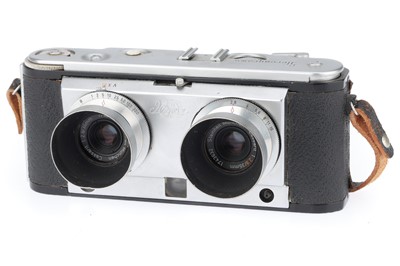 Lot 249 - An Iloca 3D Stereograms Camera