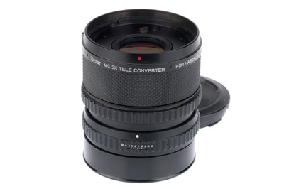 Lot 159 - A Vivitar 2X Teleconverter for Hasselblad 6x6