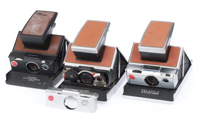 Lot 290 - A Group of Polaroid SX-70 Instant Film Cameras