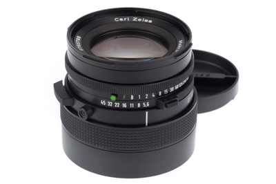 Lot 157 - A Carl Zeiss Makro-Planar f/5.6 135mm T* Lens