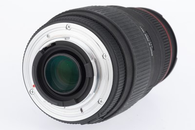 Lot 339 - A Sigma APO-DG 70-300mm Zoom lens
