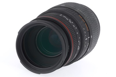 Lot 339 - A Sigma APO-DG 70-300mm Zoom lens