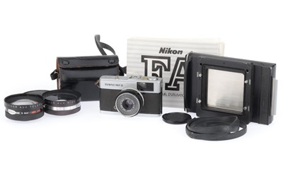 Lot 296 - An Olympus Trip 35 Compact Camera