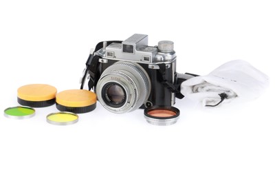 Lot 176 - A Kodak Medalist Rangefinder Medium Format Camera