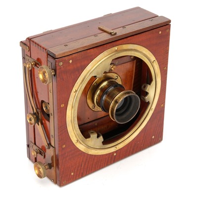 Lot 266 - A Sanderson Regular Half Plate Mahogany Field Camera