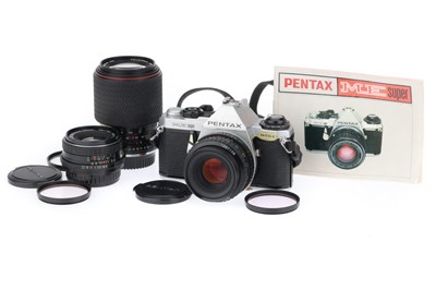 Lot 146 - A Pentax ME Super 35mm SLR Camera Outfit