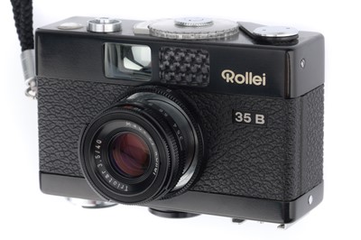 Lot 46 - A Rollei 35B 35mm Compact Camera