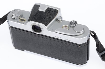 Lot 22 - A Nikon Nikkormat FT 35mm SLR Camera Outfit