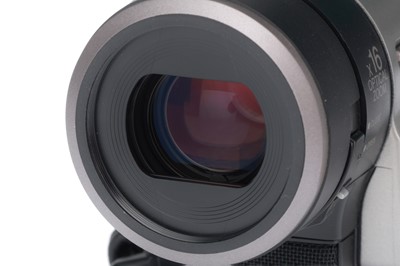 Lot 384 - A Hitachi VM-H835LE Hi-8 Camcorder