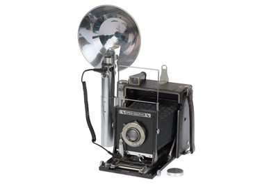 Lot 174 - A Graflex Speed Graphic Folding Press Camera