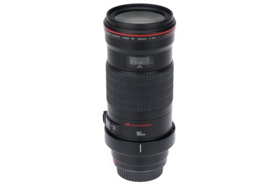 Lot 281 - A Canon EF f/3.5 L 180mm USM Macro Lens