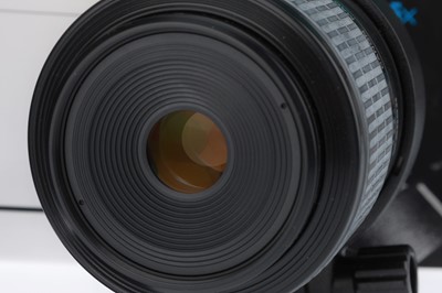 Lot 282 - A Canon MP-E f/2.8 65mm 1-5x Macro Lens