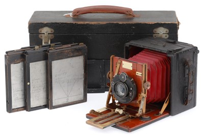 Lot 171 - A Sanderson Quarter Plate Hand and Stand Camera