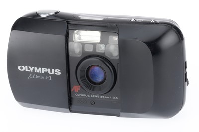 Lot 107 - An Olympus mju-1 Compact Camera