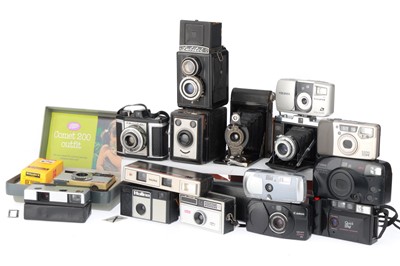 Lot 183 - A Mixed Group of Cameras