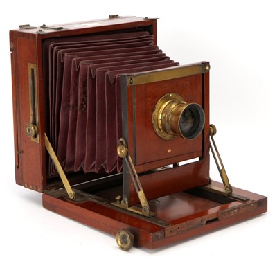 Lot 268 - A D.H. Cussons & Co. Half Plate Mahogany Field Camera