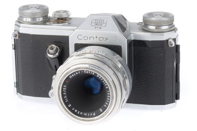Lot 45 - A Zeiss Ikon Contax D 35mm SLR Camera