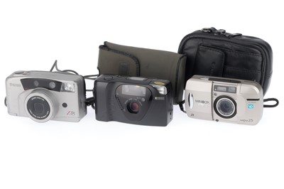 Lot 215 - A Group of Compact Cameras