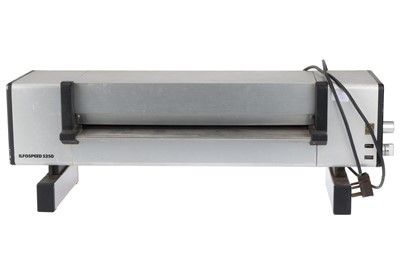 Lot 317 - An Ilfospeed 5250 Darkroom Paper Dryer