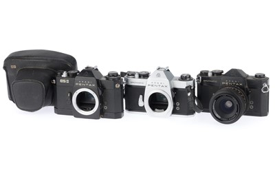 Lot 128 - A Group of Pentax Spotmatic Cameras