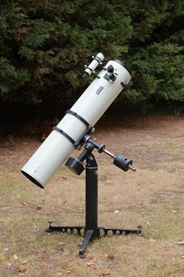 Lot 506A - 8" Meade Reflecting telescope Outfit